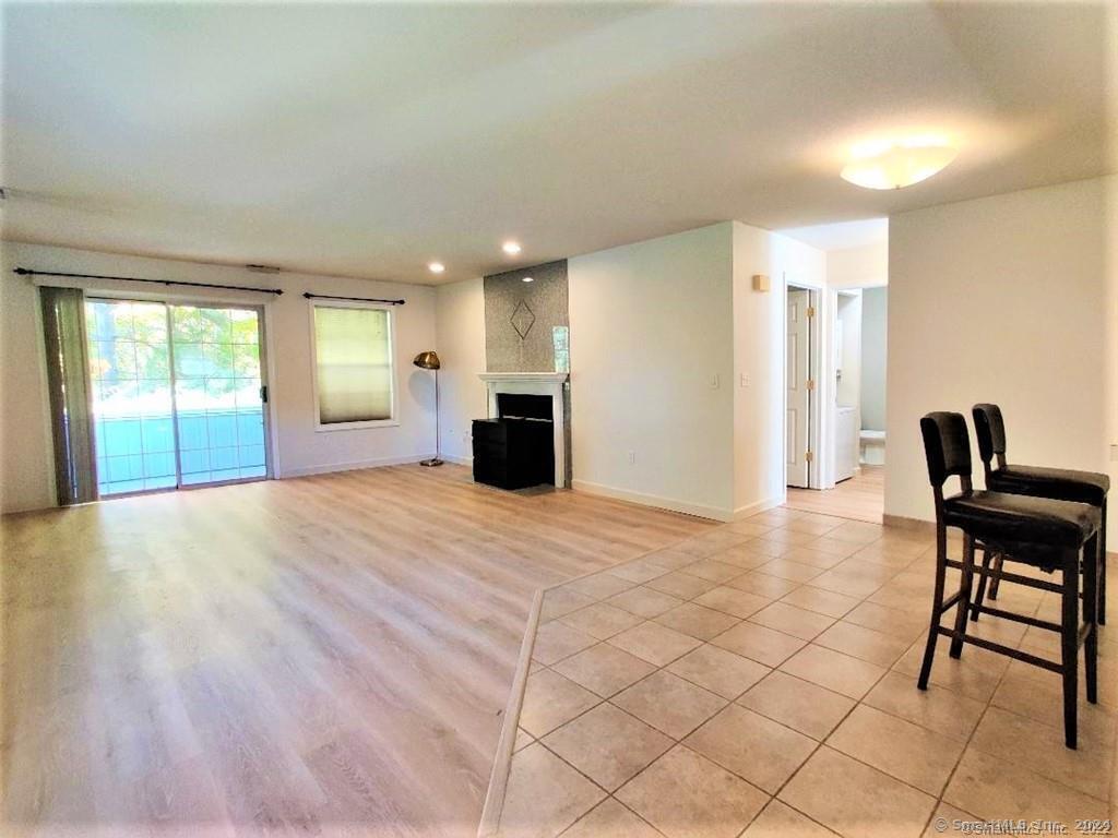 1201 Sunfield Dr Unit 1201, South Windsor, CT 06074 Condo for Rent in