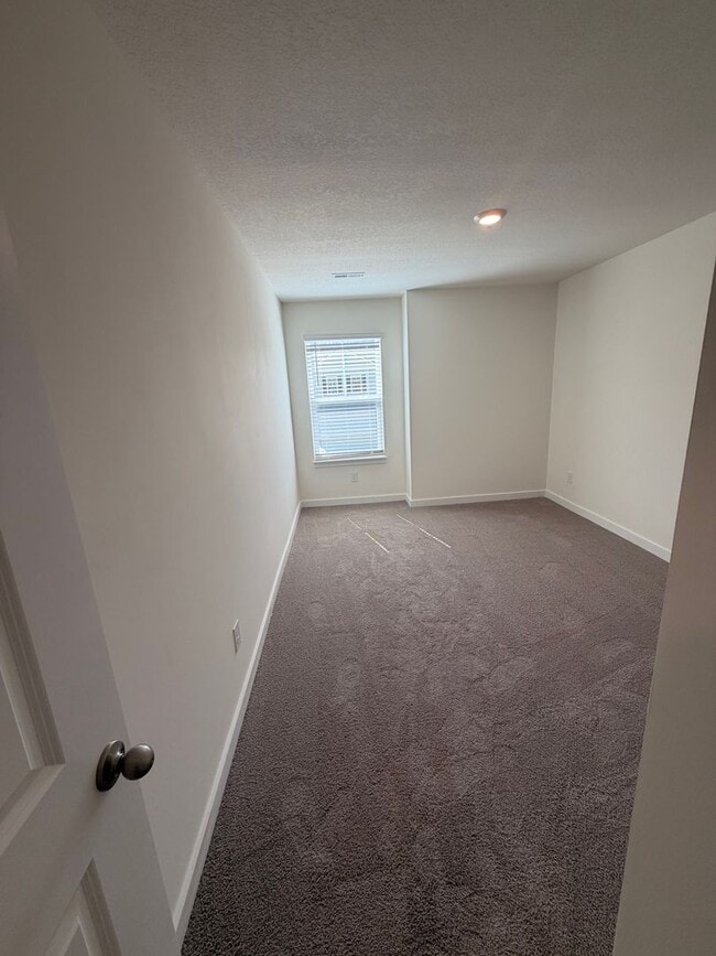 Foto del edificio - BRAND NEW 2026 CONSTRUCTION: Modern 3BD/2.5BA Home in Knoxville!