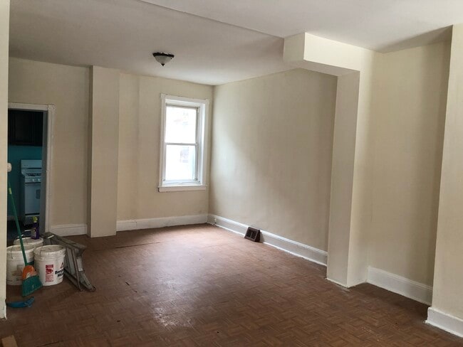 Building Photo - 3715 N Darien St