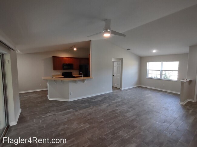 Building Photo - 3 br, 2 bath House - 100 Pin Oak Drive