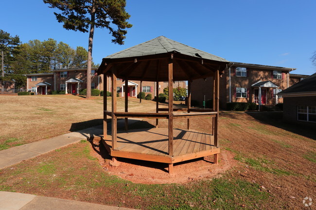 Gazebo - Bolden Pines Apartments