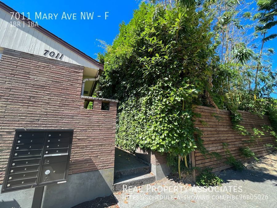Primary Photo - Quaint Ballard 1-Bedroom! **Great Location...