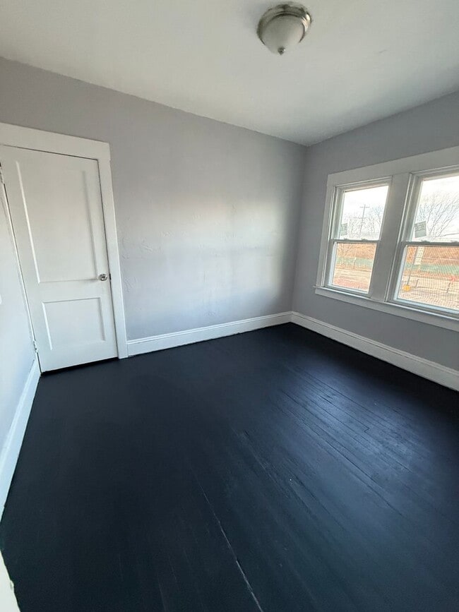 Building Photo - 1417 E 175th St