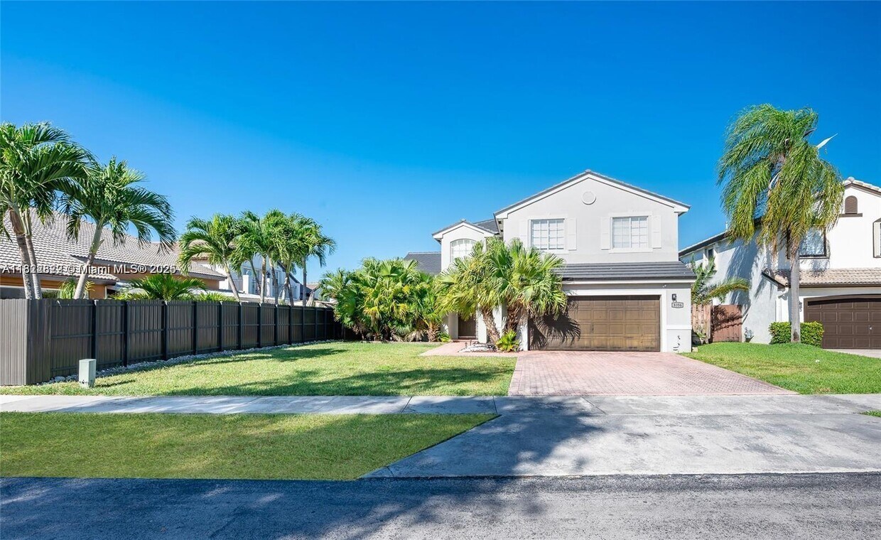 Foto principal - 8356 SW 158th Ave