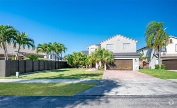 Building Photo - 8356 SW 158th Ave