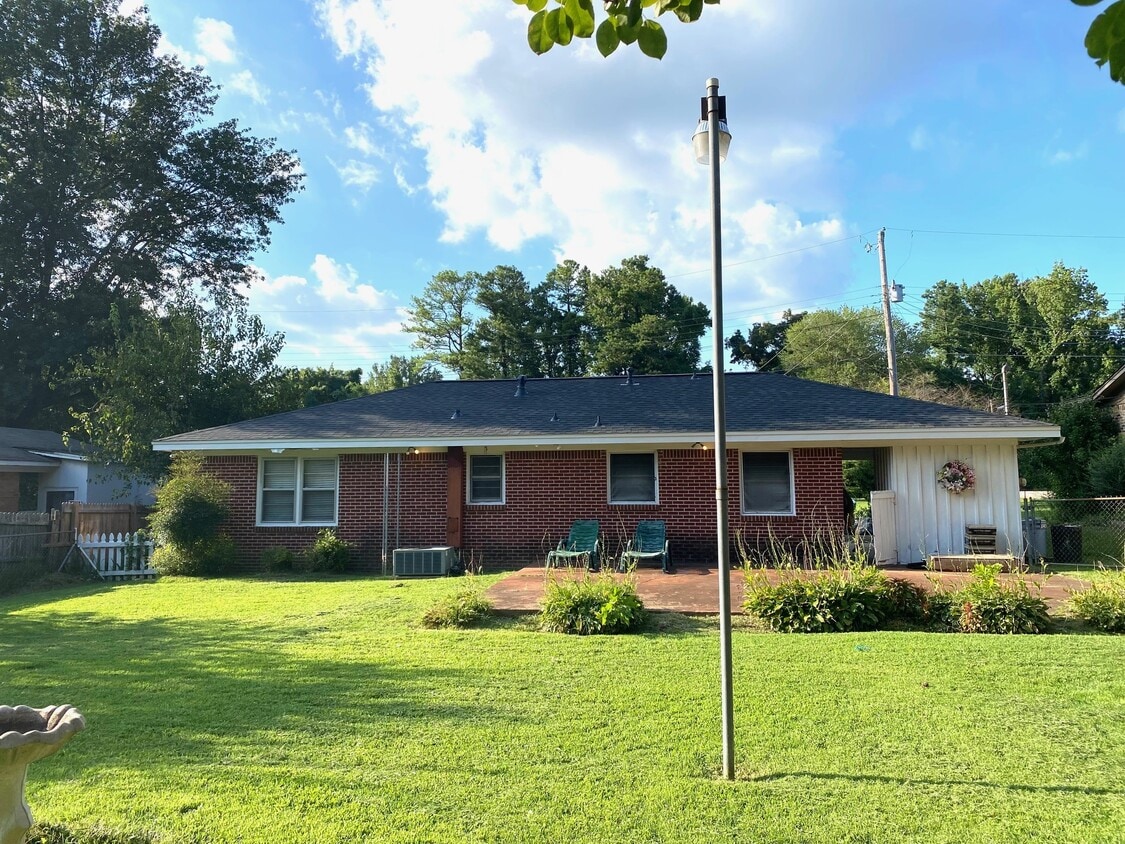 Building Photo - 38 Catalina Dr