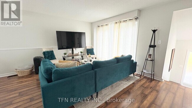 Photo du bâtiment - 301 Garden St