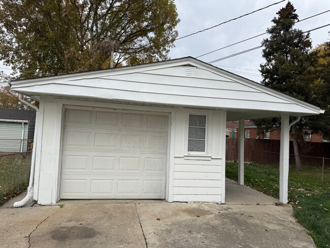 Foto del edificio - 21122 Annapolis St