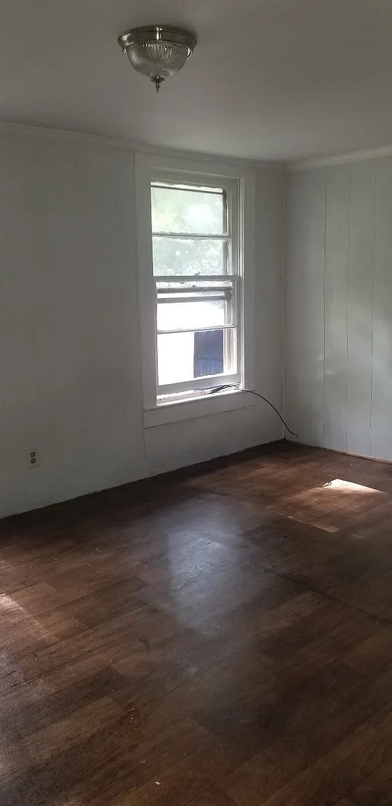 Building Photo - 2 Bedroom 1 Bathroom