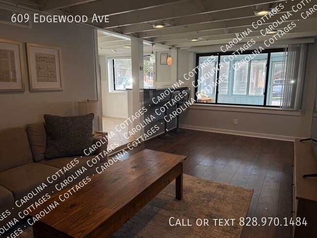 Building Photo - 609 Edgewood Ave