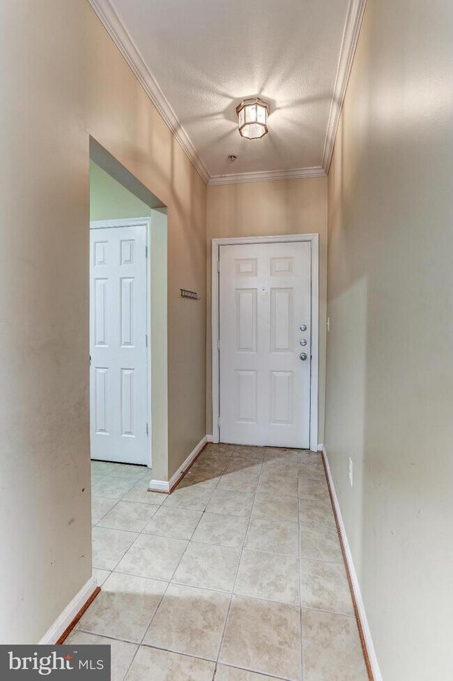 Foto del edificio - 5106 Travis Edward Way