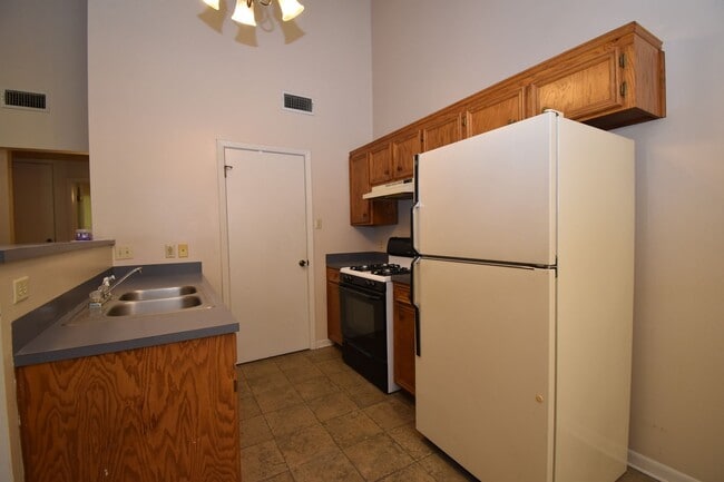 Building Photo - 3 Bed, 2 Bath Home in Ruston