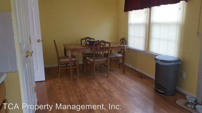 Building Photo - 3 br, 2.5 bath House - 1430 Primrose Place