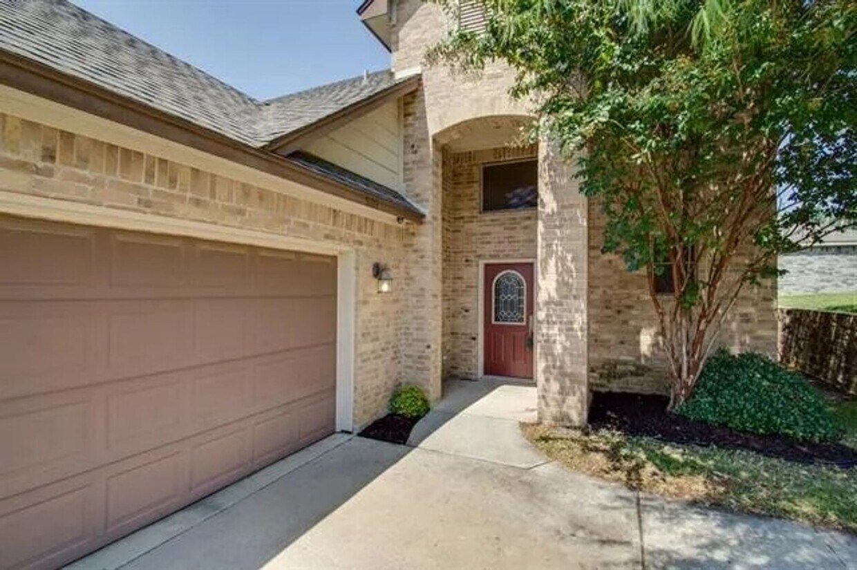 Primary Photo - 5103 Chesterfield Pl