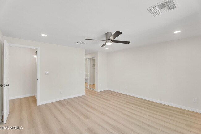 Building Photo - 3545 E Friess Dr