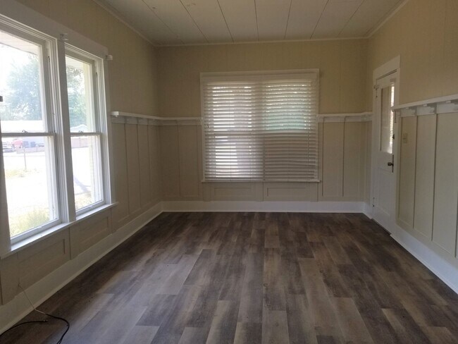 Foto del edificio - 2 Bedroom, 1 bath house in Yerington