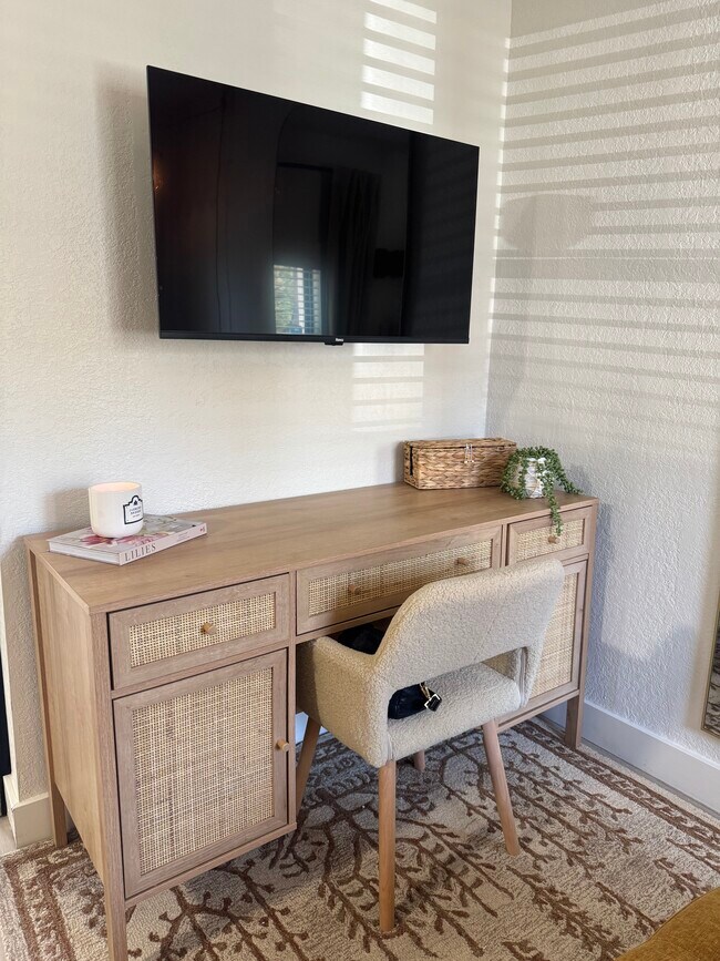 Foto del edificio - 1155 E Diamond St