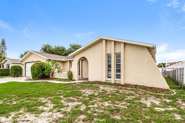 Foto del edificio - 7043 Fireside Dr