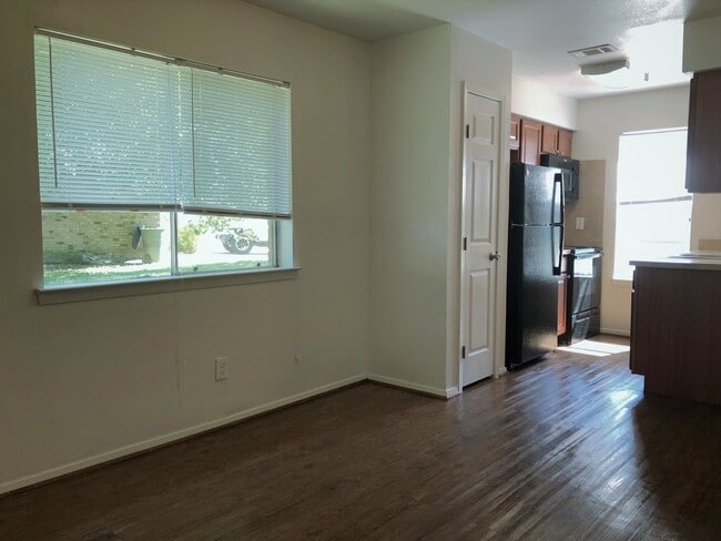 Foto del edificio - 3620MN