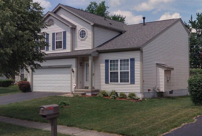 Building Photo - REDUCED! Spacious 4 Bedroom 3.5 Bath Home ...