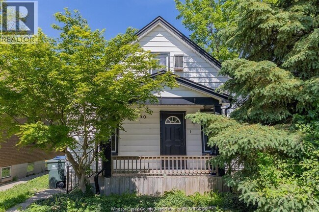 Photo du bâtiment - 1630 Marentette Ave