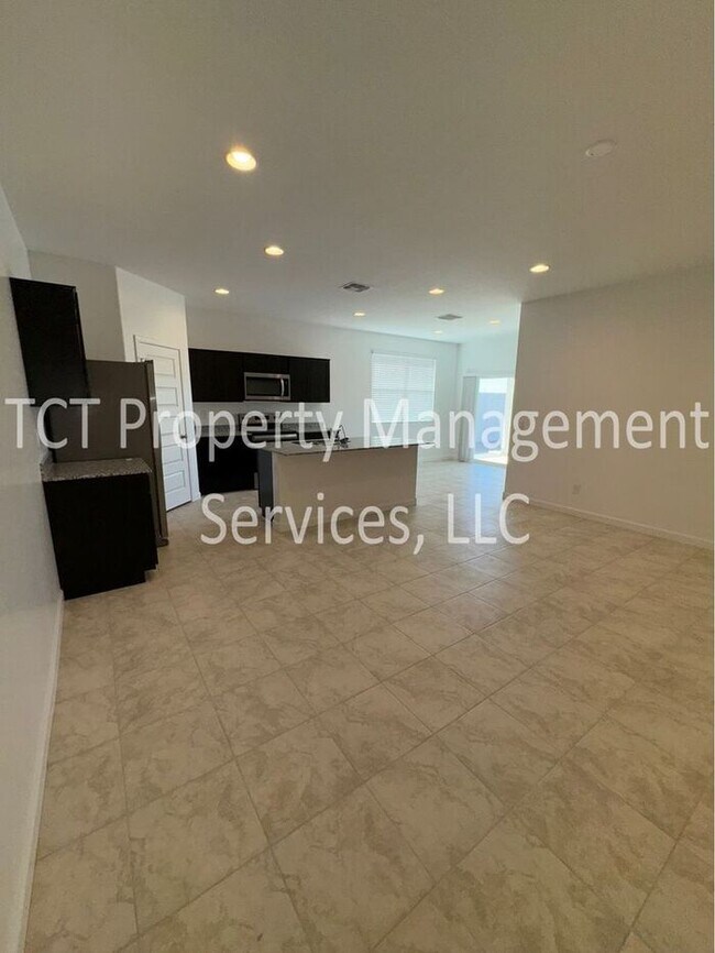 Foto del edificio - Brand New Home in San Tan Valley!