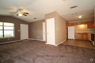 Building Photo - 903 Clairidge Ave