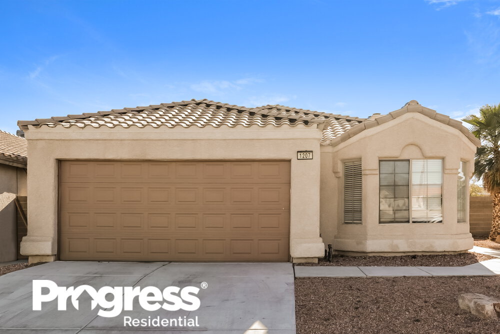 Foto principal - 1207 Cobble Lake Ave