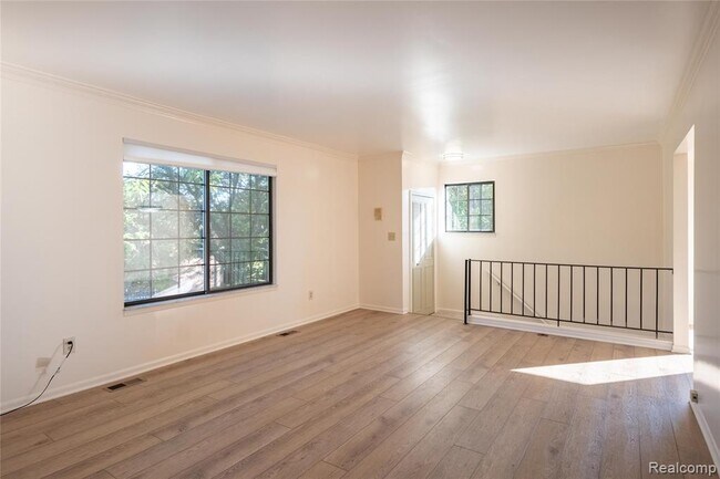 Building Photo - 276 Meadow Bridge Dr