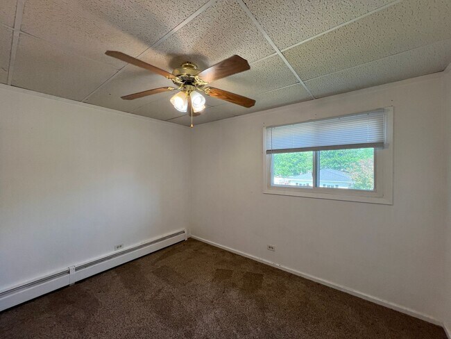 Building Photo - 3614 Weiland Ave
