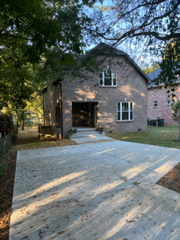 Primary Photo - 436 Bluegrass Ave