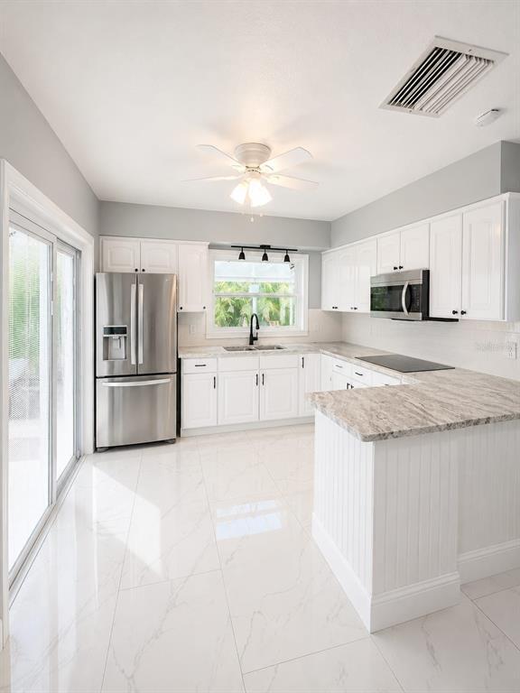 Building Photo - 5124 Springwood Dr
