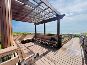 Building Photo - 4250 N Hwy A1A