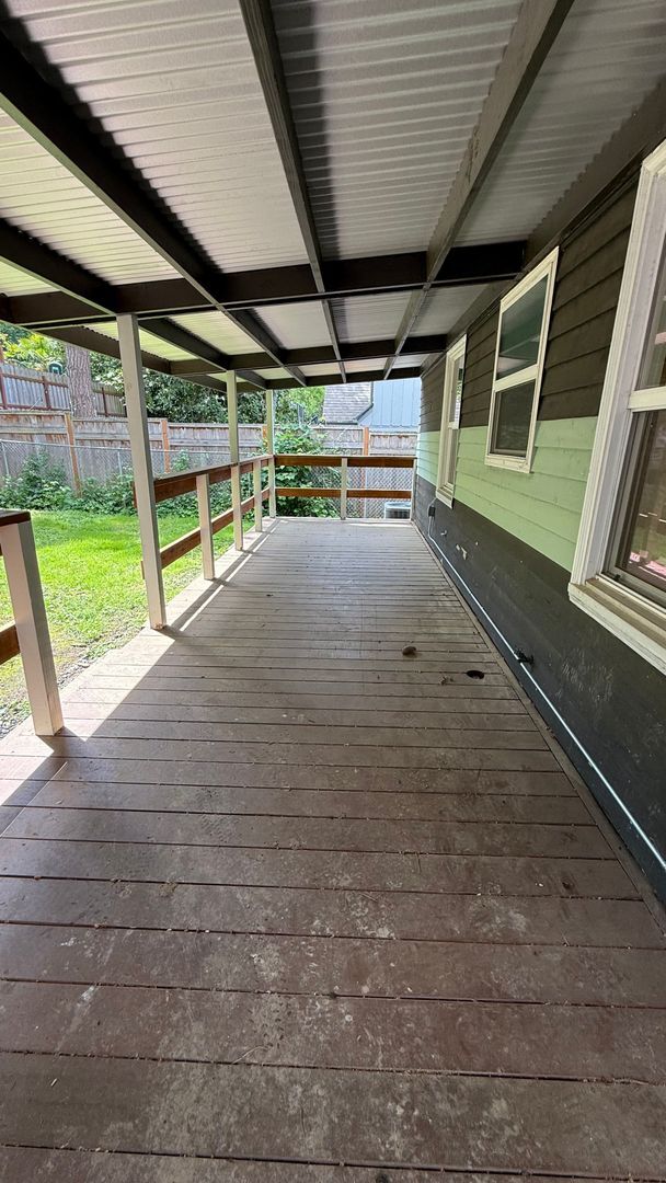 Foto del edificio - Charming 4-Bedroom, 2-Bath Home in the Hea...