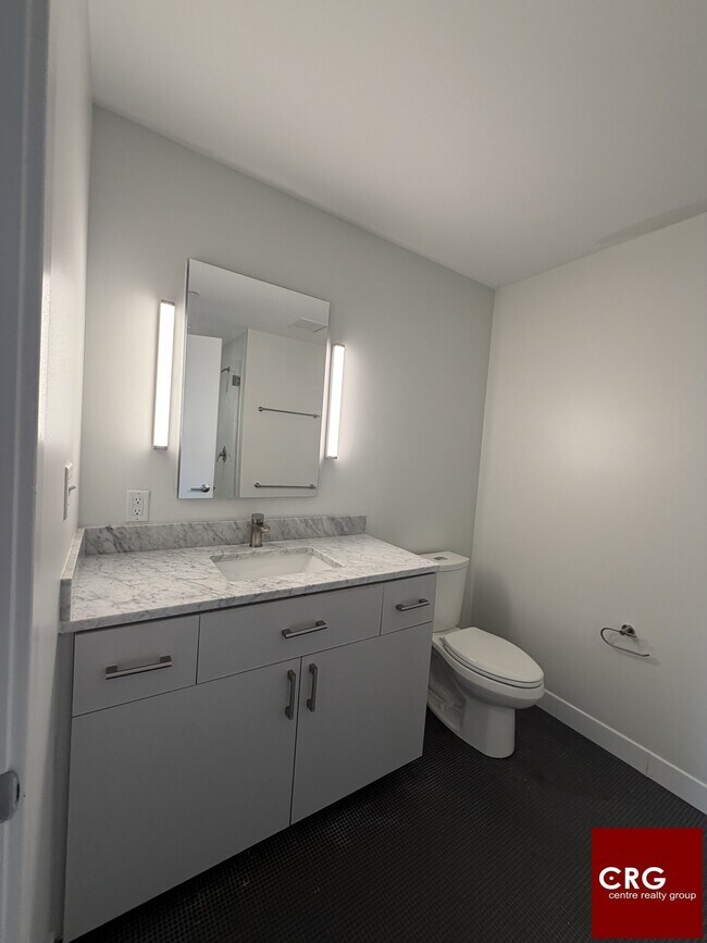 Foto del edificio - 54-55 Brighton Ave. Unit U604