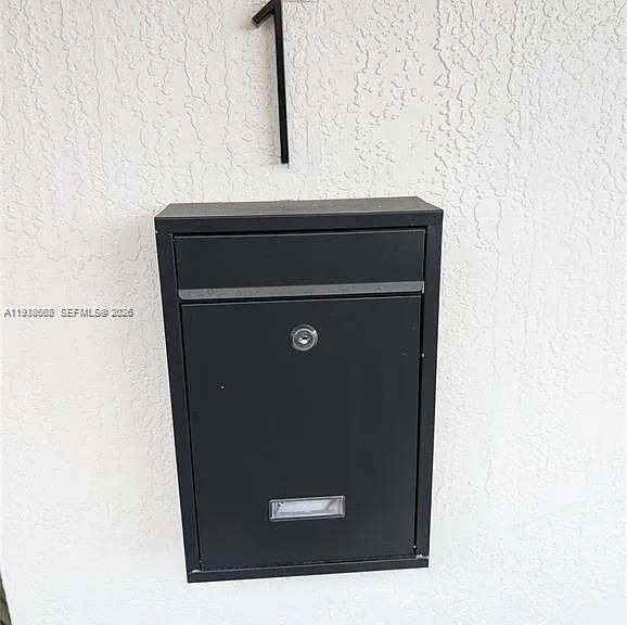 Building Photo - 900 NW 8th Ave