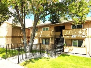 Building Photo - 3947 Clear Acre Ln