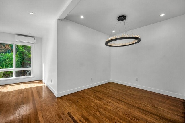 Foto del edificio - Designer remodeled unit in WeHo!