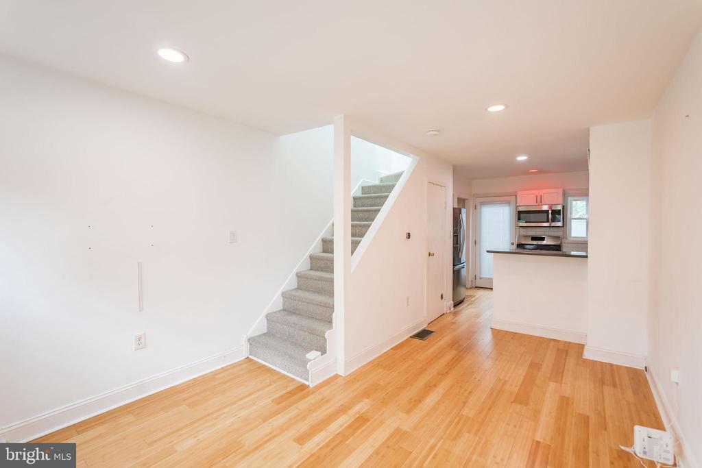 Foto principal - 2107 Clymer St