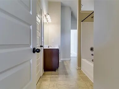 Building Photo - 2661 Bateleur Ct