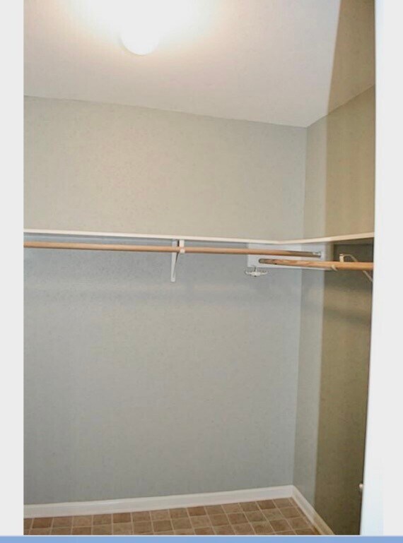 Building Photo - 6731 Belmont St