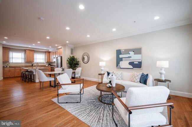 Foto del edificio - 420 Cook St