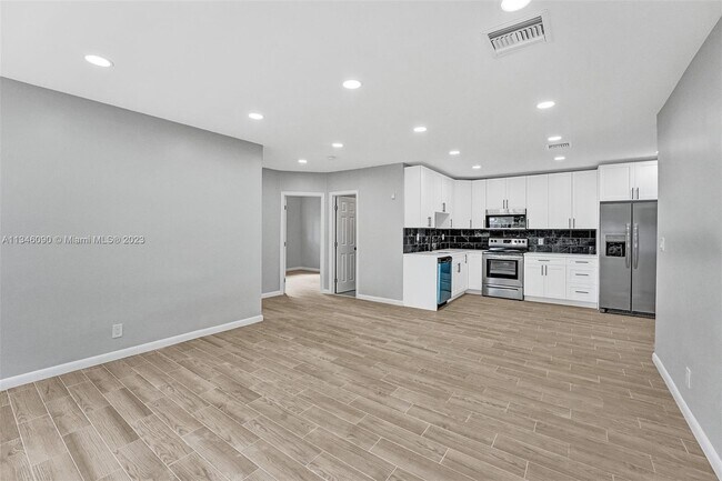Foto del edificio - 1451 SW 5th Ave