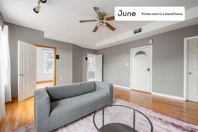 Foto del edificio - Room in Shared 3 bed/1 bath home
