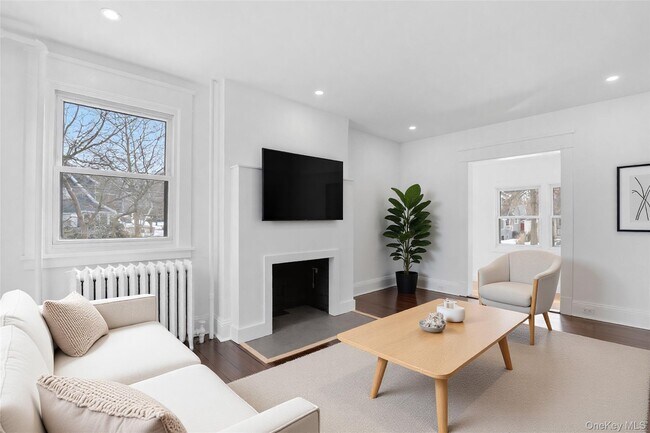 Foto del edificio - 25 Midland Ave