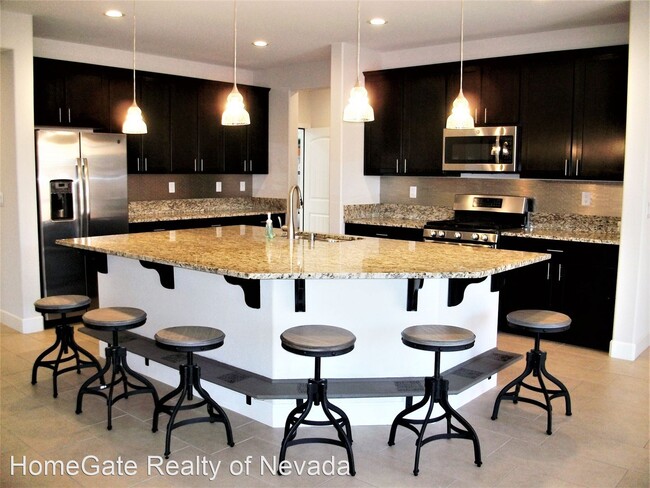 Building Photo - 4 br, 3 bath House - 129 Midas Court