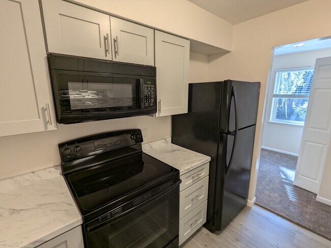 Foto del edificio - 2207 Spring Park Rd