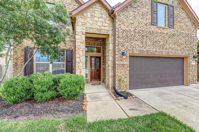 Building Photo - 207 Denfield Ct