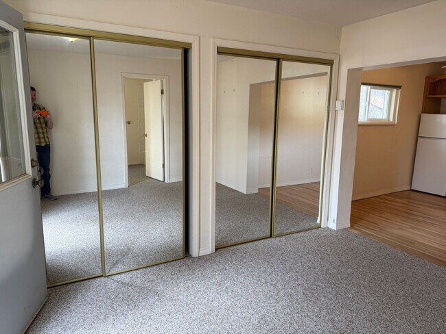 Foto del edificio - 2910 Junction St