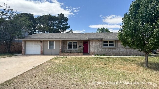 Building Photo - 3204 W Dengar Ave